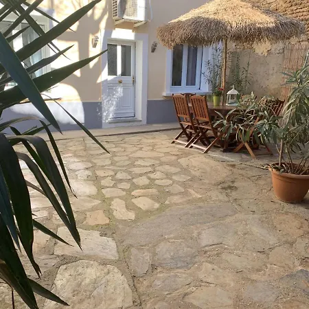 Casa de Férias Solimany Saint-Gilles (Gard)